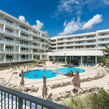 Polanki Aqua Family Premium - 3 Sypialnie - Private Garage - Pool & Access كولوبرزيغ