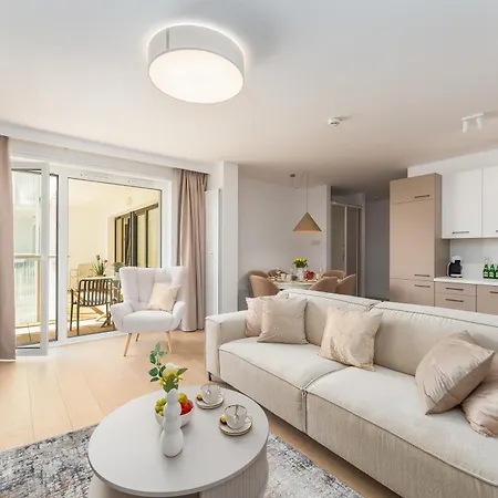Polanki Aqua Family Premium - 3 Sypialnie - Private Garage - Pool & Access كولوبرزيغ