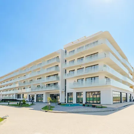 شقة Polanki Aqua Family Premium - 3 Sypialnie - Private Garage - Pool & Access كولوبرزيغ