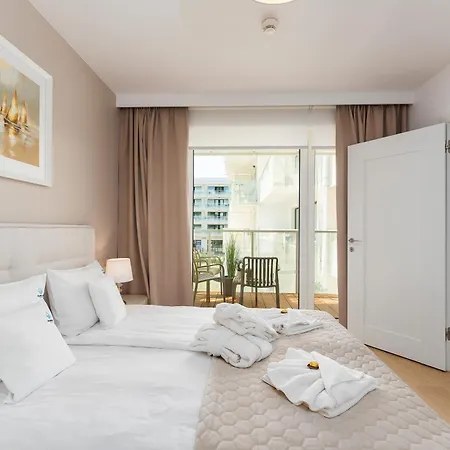 Polanki Aqua Family Premium - 3 Sypialnie - Private Garage - Pool & Access كولوبرزيغ